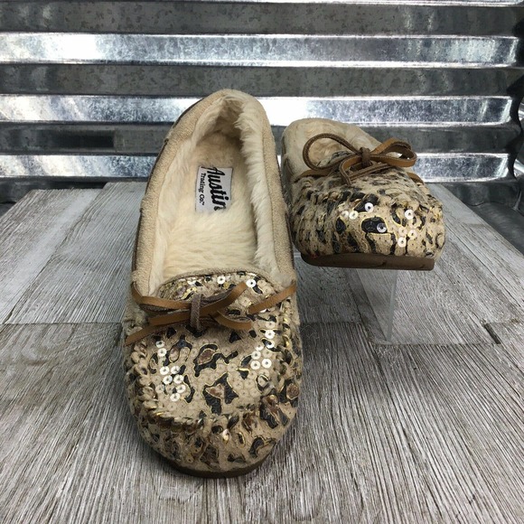 Austin Trading Co Slipper Indoor Outdoor Moccasin - Picture 4 of 6